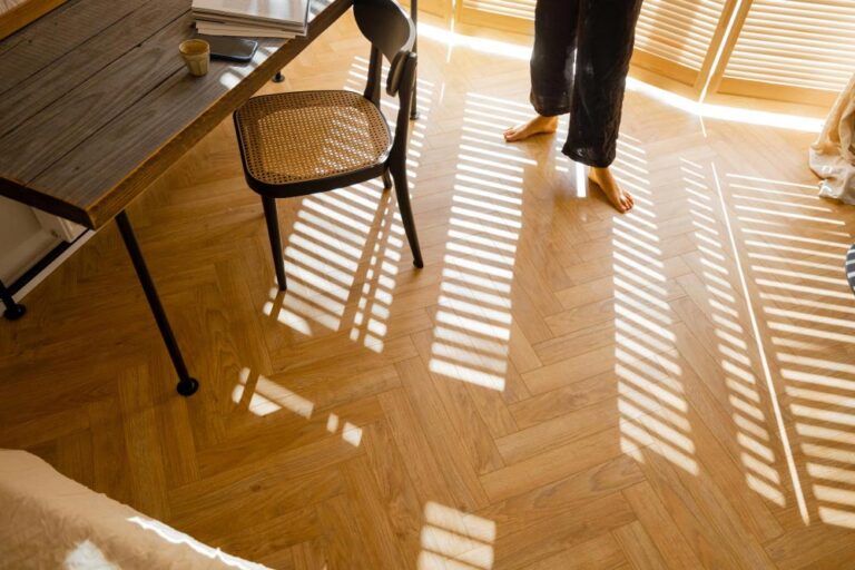 herringbone parquet flooring