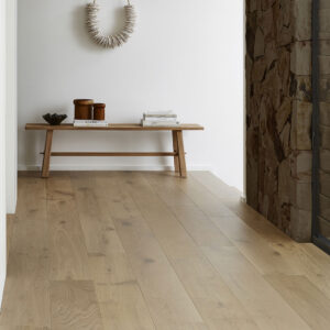 Prestige Oak 21mm Glacier PreferenceFloors NthRichmond Prestige Glacier hallway V2